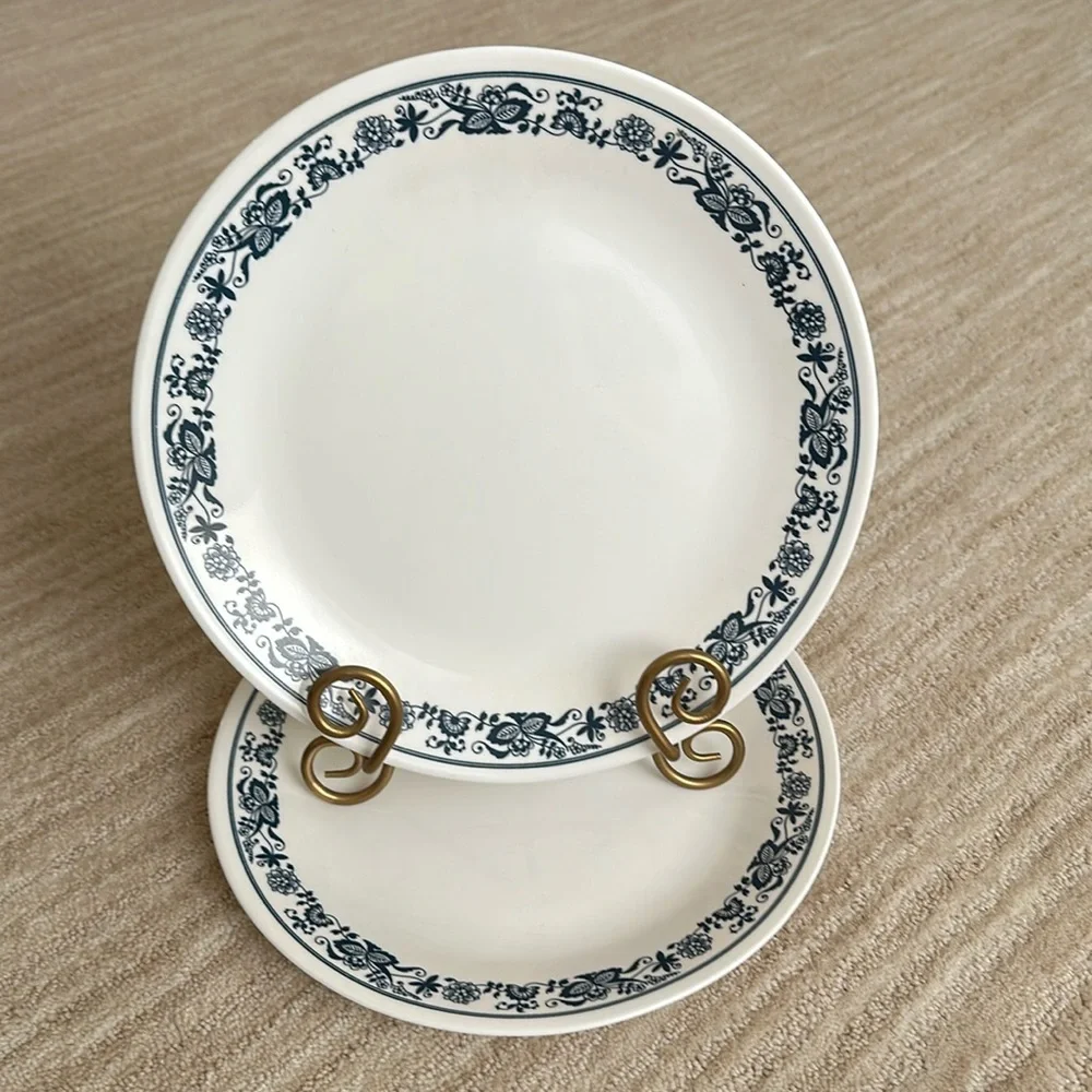 Set of 2 Corning Corelle OLD TOWN BLUE ONION LIVINGWARE Dinner Plates